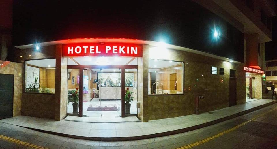 Hotel Pekin Iquique Bagian luar foto