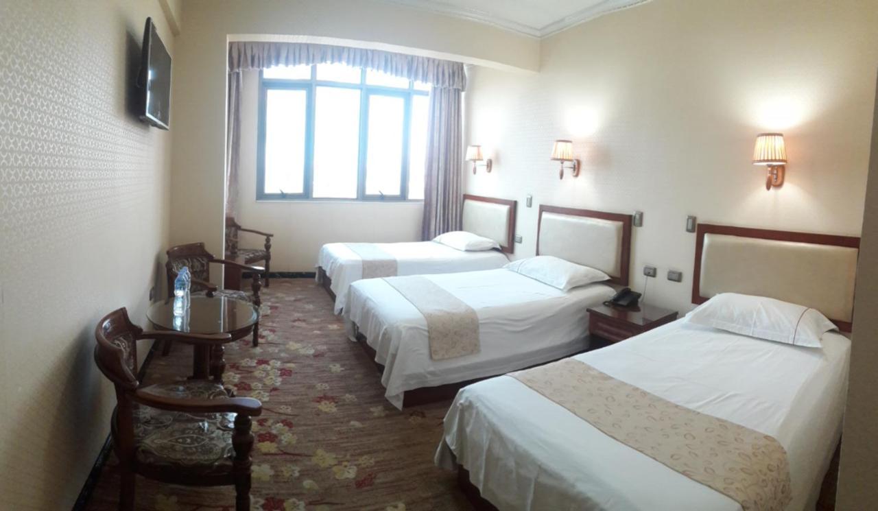 Hotel Pekin Iquique Bagian luar foto