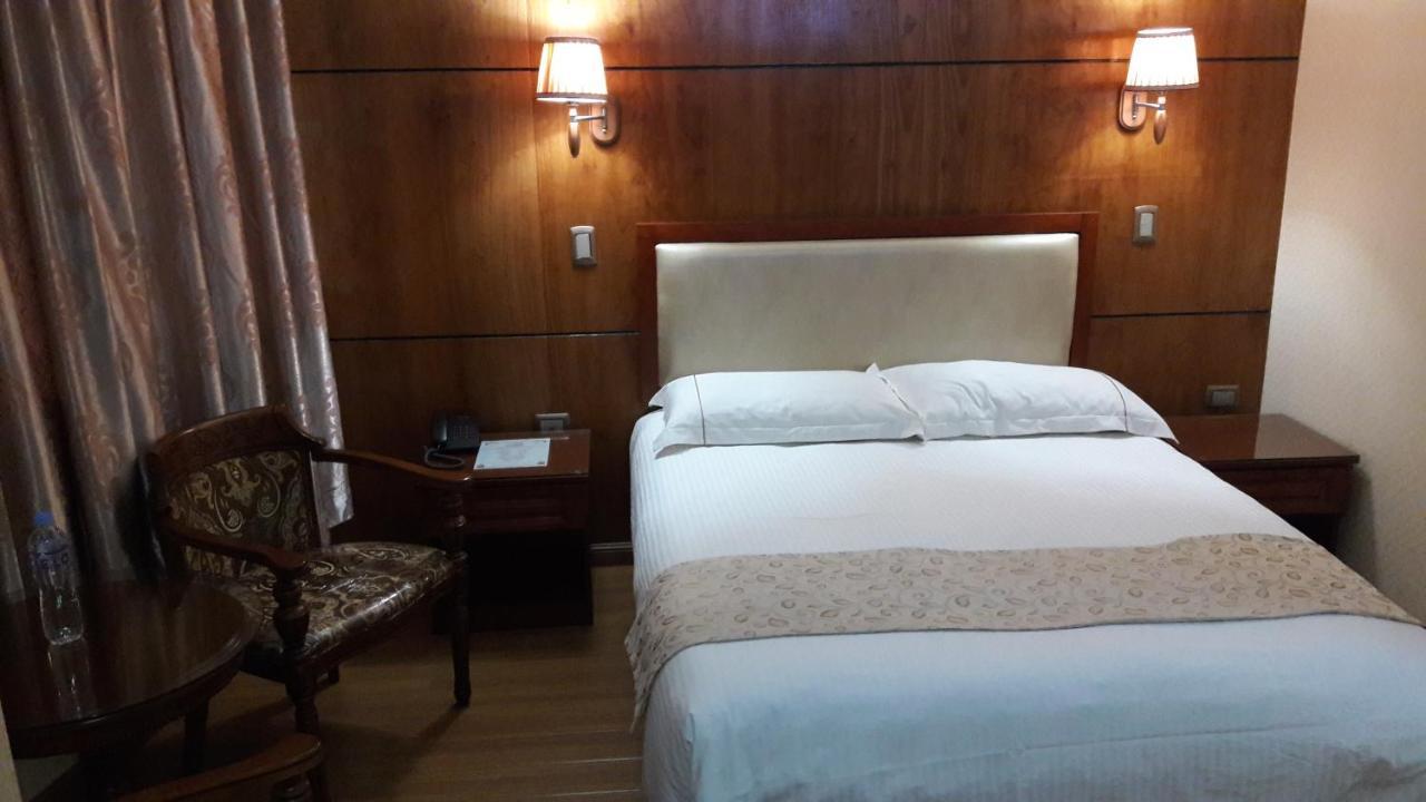 Hotel Pekin Iquique Bagian luar foto