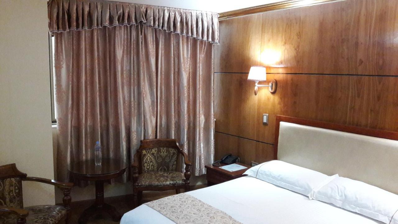 Hotel Pekin Iquique Bagian luar foto